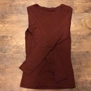 Long sleeve maroon shirt